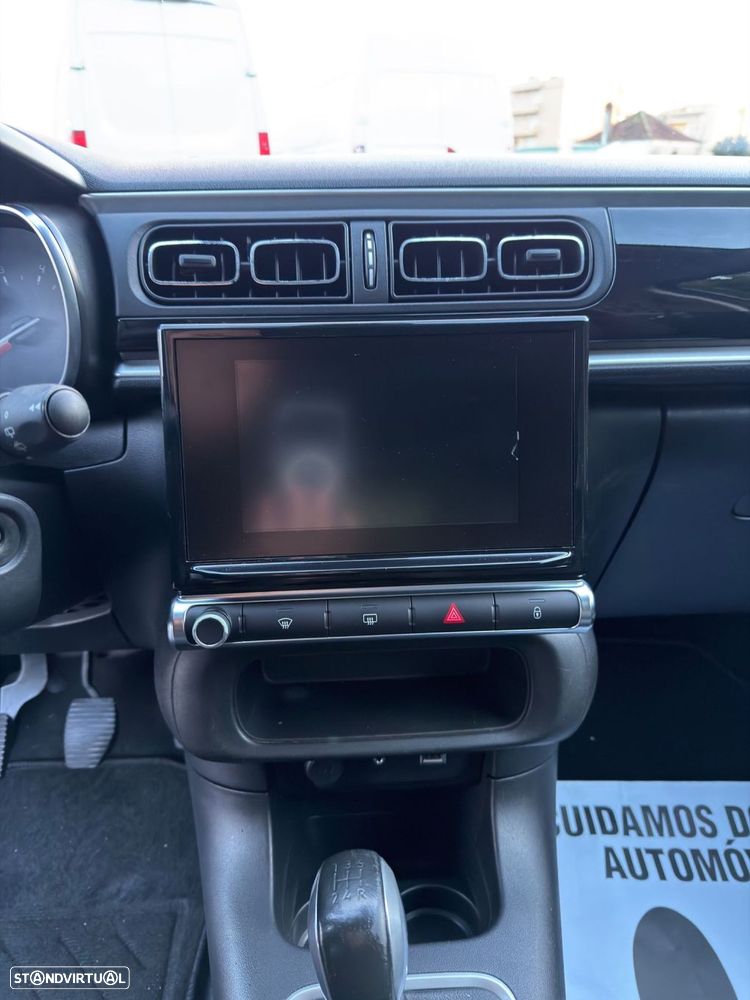 Citroën C3 1.2 PureTech Shine - 34