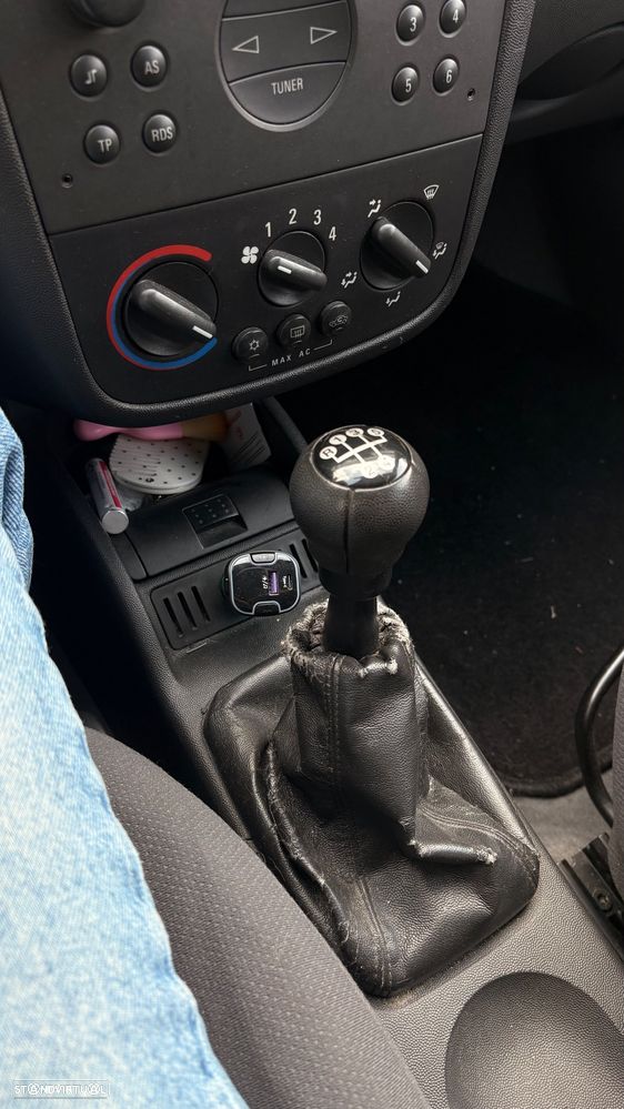 Opel Corsa - 10