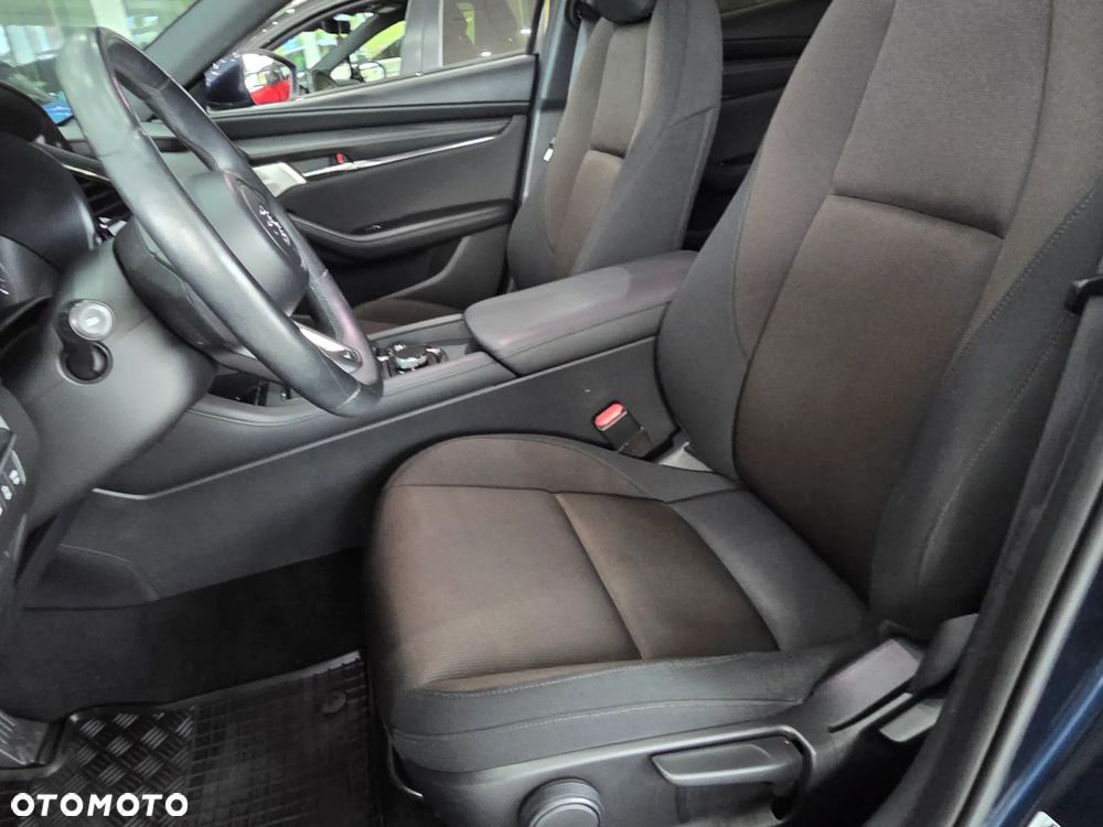 Mazda 3 - 16