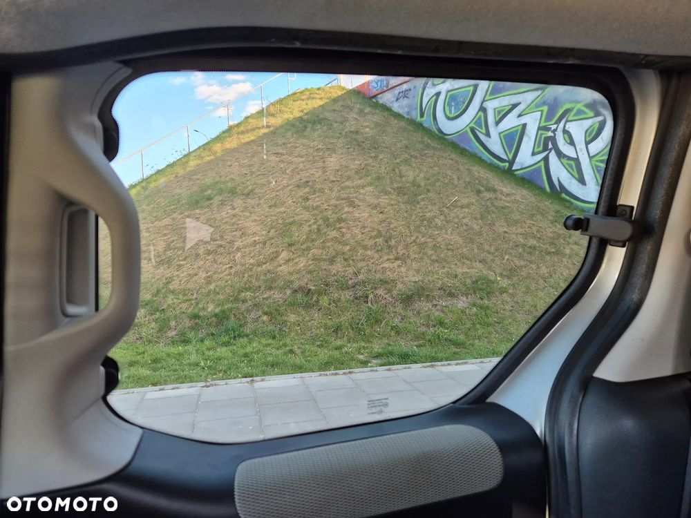 Citroën Berlingo 1.6 HDi XTR - 12