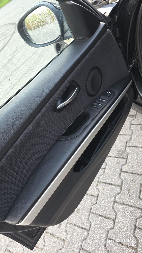 BMW Seria 3 318d - 14