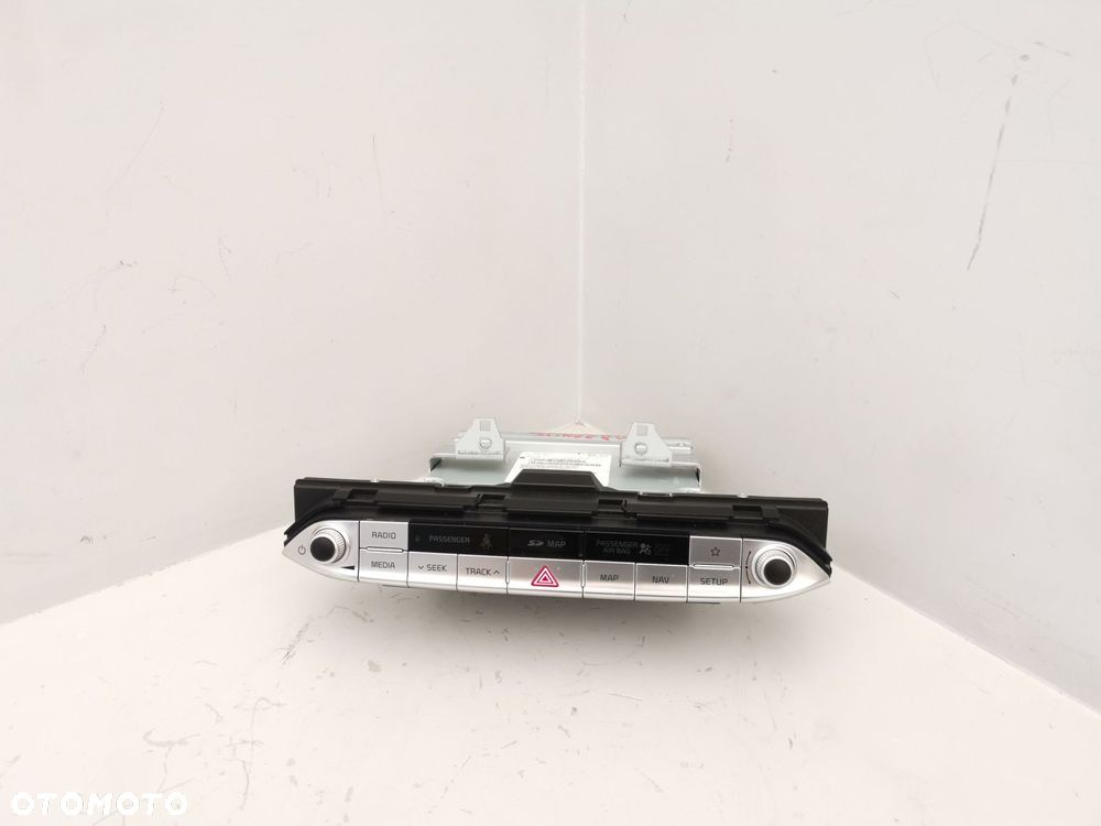 KIA STINGER 17- USA 3.3T-GDI RADIO NAVIGACJA PANEL 96560-J5662 - 1