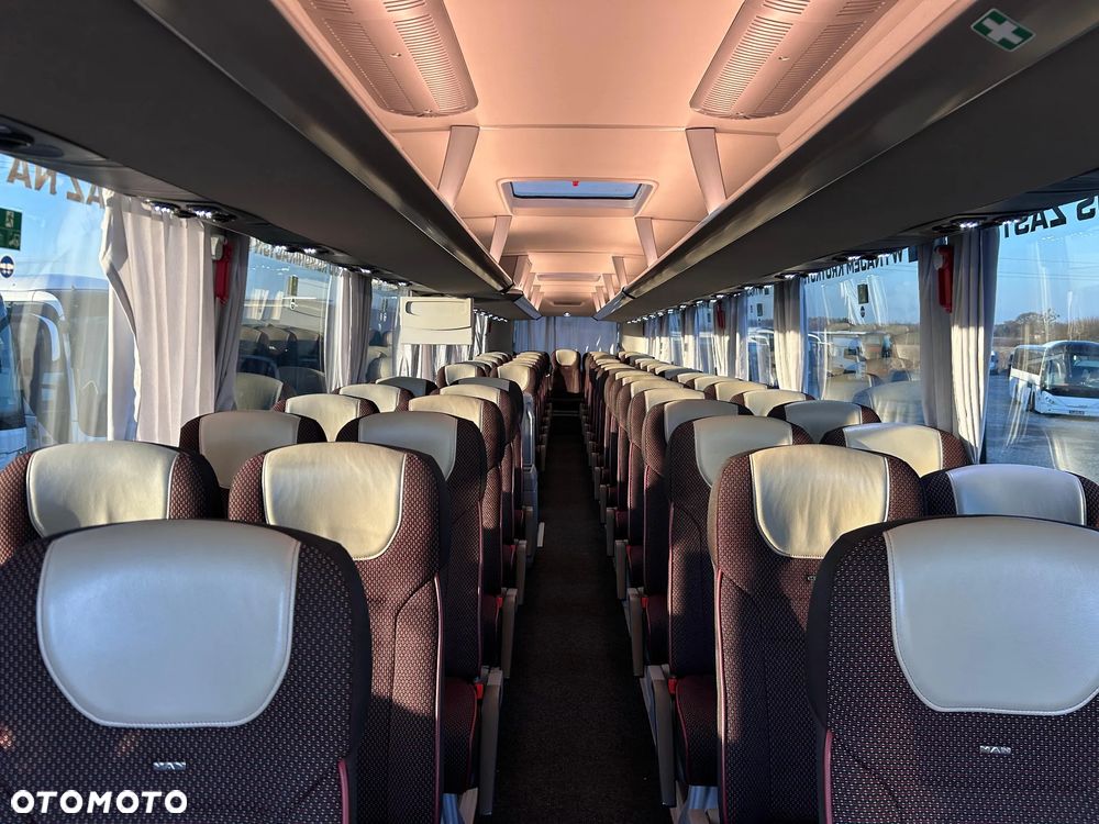MAN Lion's Coach - 18