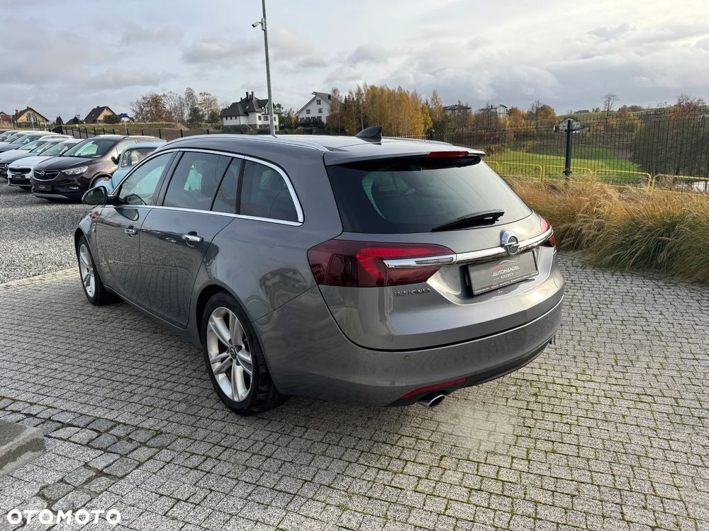 Opel Insignia - 8