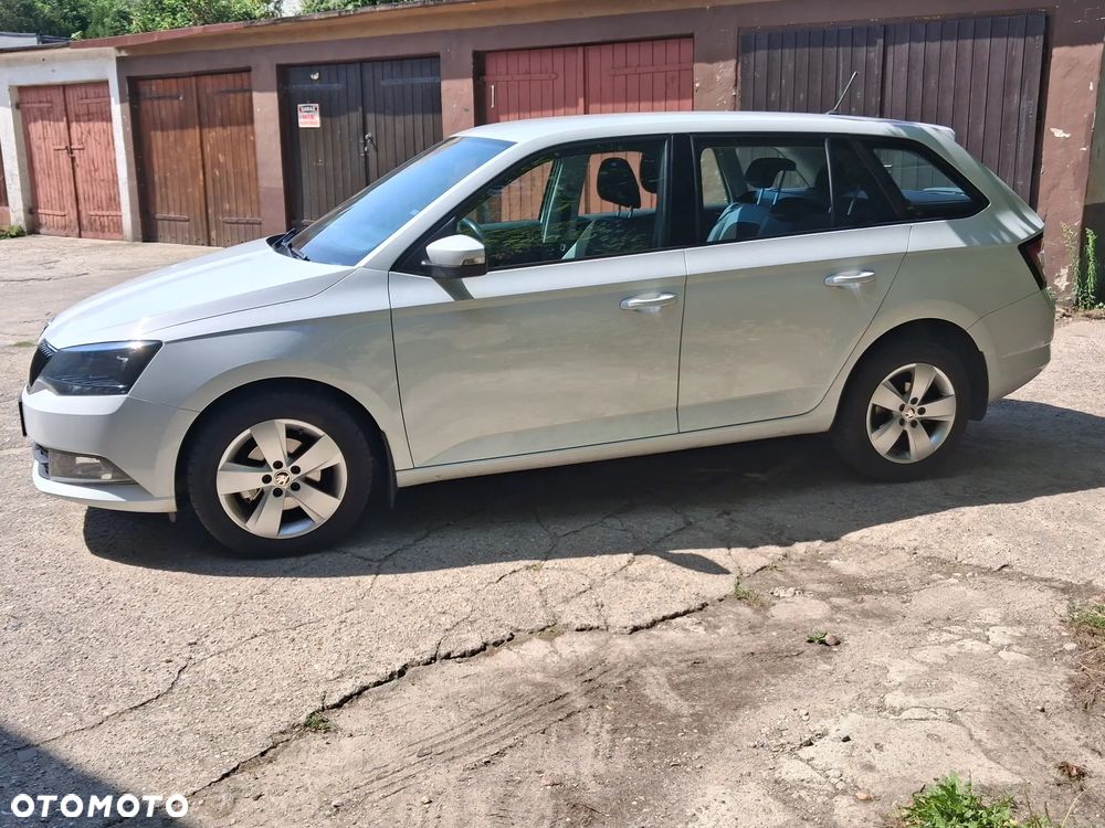 Skoda Fabia - 6