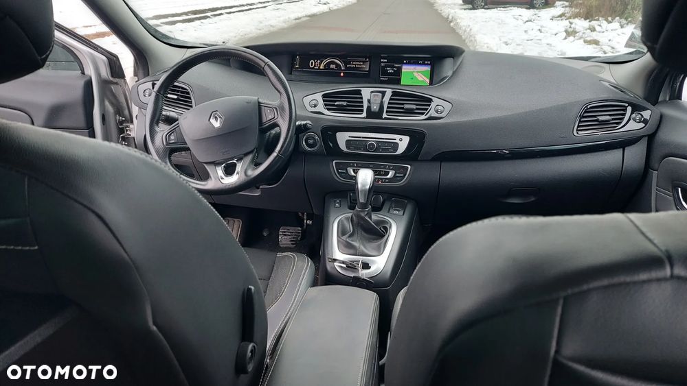 Renault Scenic 1.5 dCi Limited EDC - 9