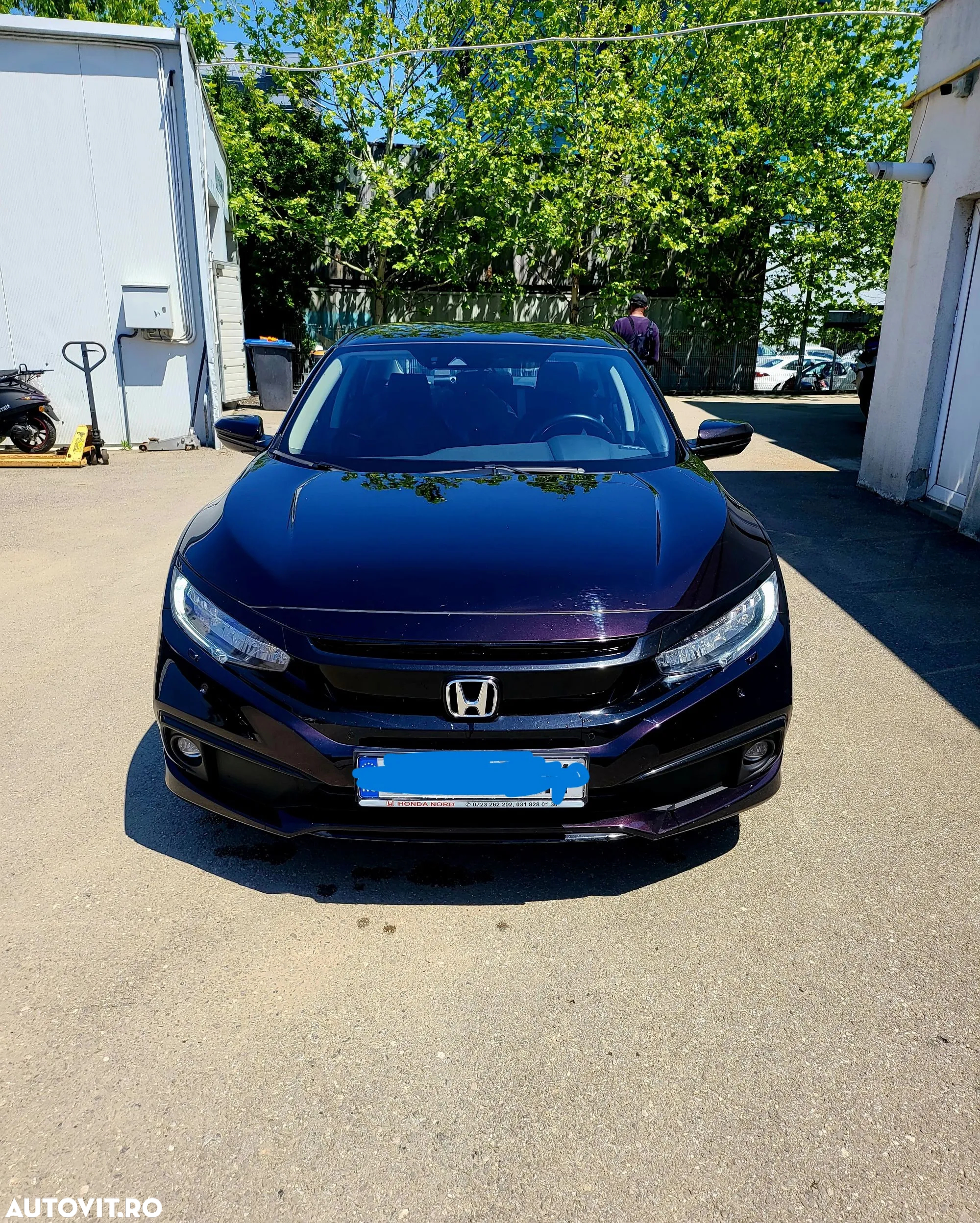 Honda Civic Sedan 1.5 VTEC Turbo Elegance Navi - 9