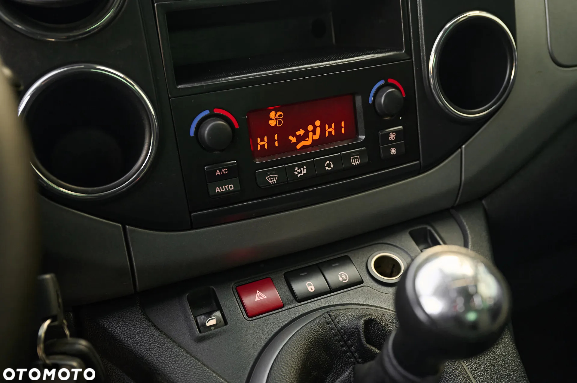 Citroën Berlingo II 1.6 HDi Multispace Plus - 34