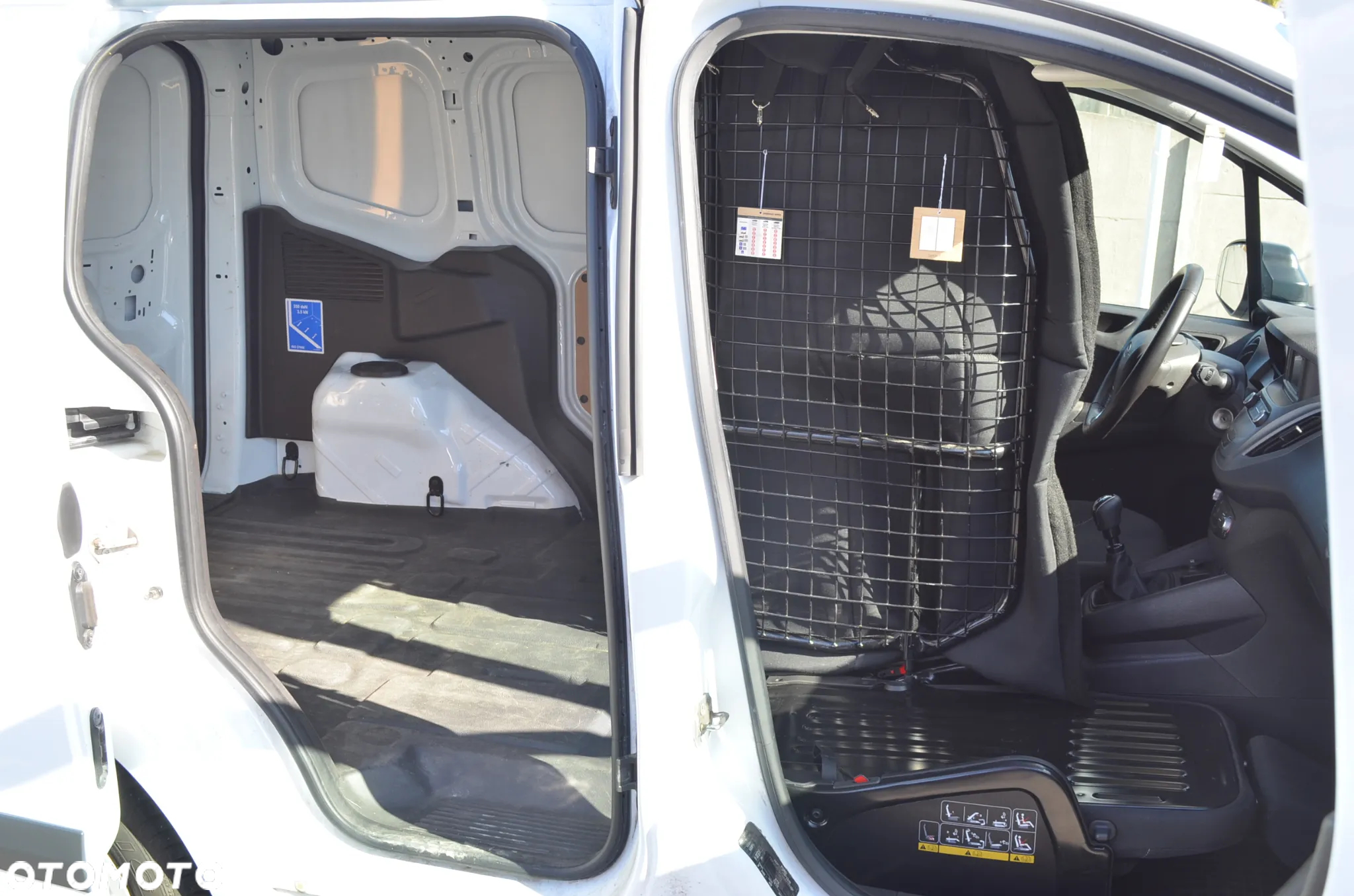 Ford TRANSIT COURIER - 12