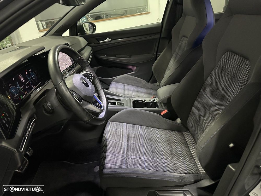 VW Golf 1.4 GTE Plug-In-Hybrid DSG - 19