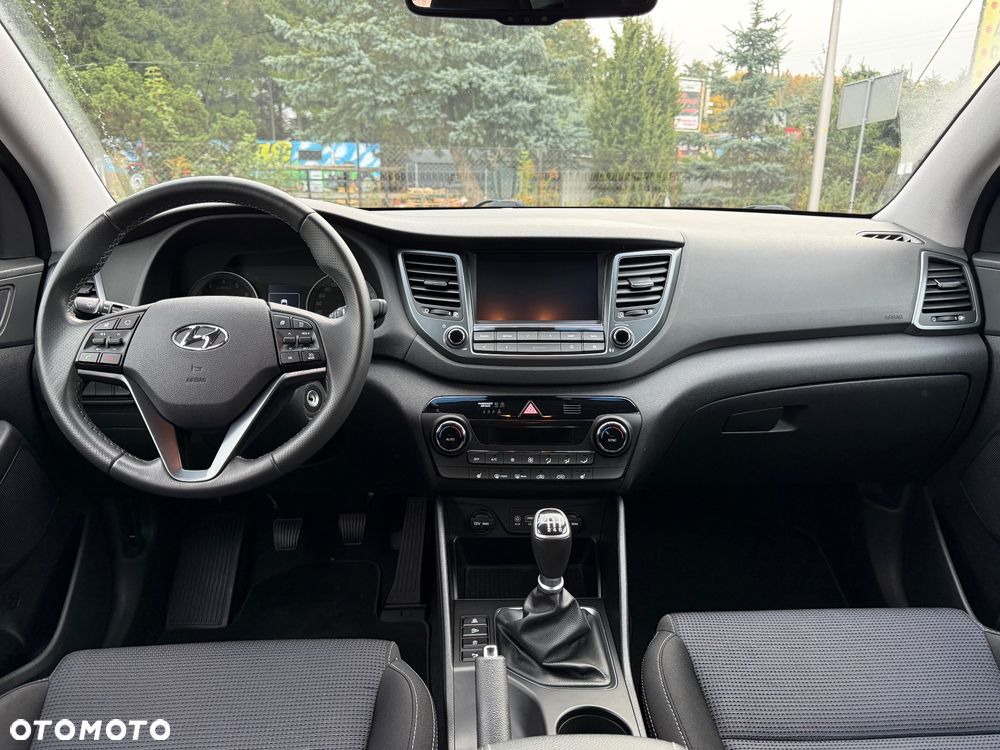 Hyundai Tucson blue 1.6 GDi 2WD Navi - 16