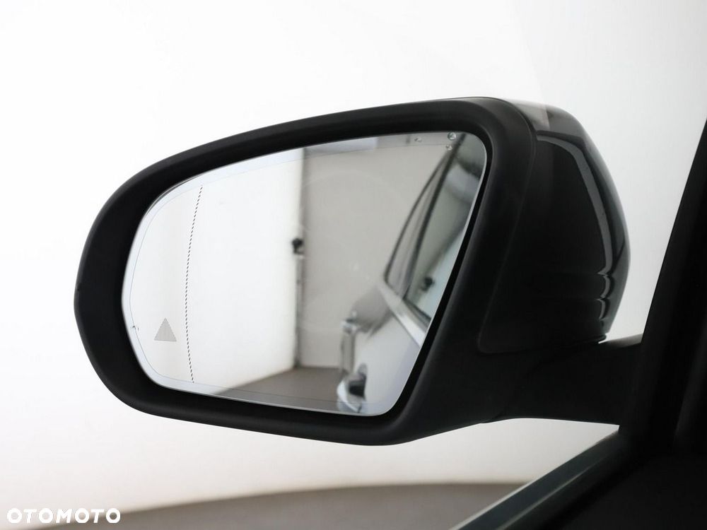 Mercedes-Benz GLA 250 e PHEV AMG Line 8G-DCT - 40