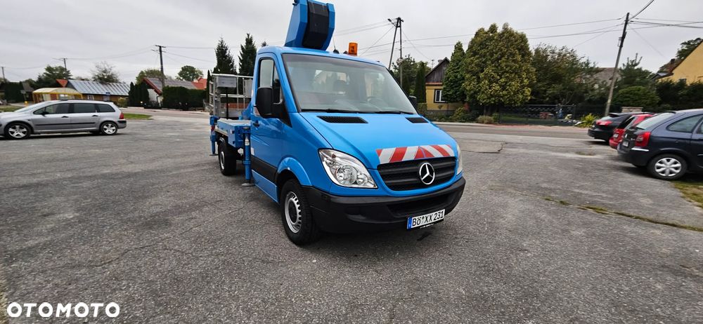 Mercedes-Benz Sprinter - 8