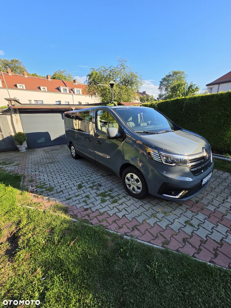 Renault Trafic 2.0 dCi - 13