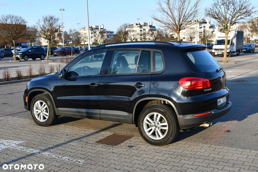 Volkswagen Tiguan - 2