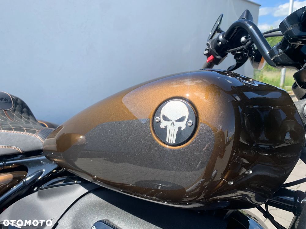 BMW R - 18