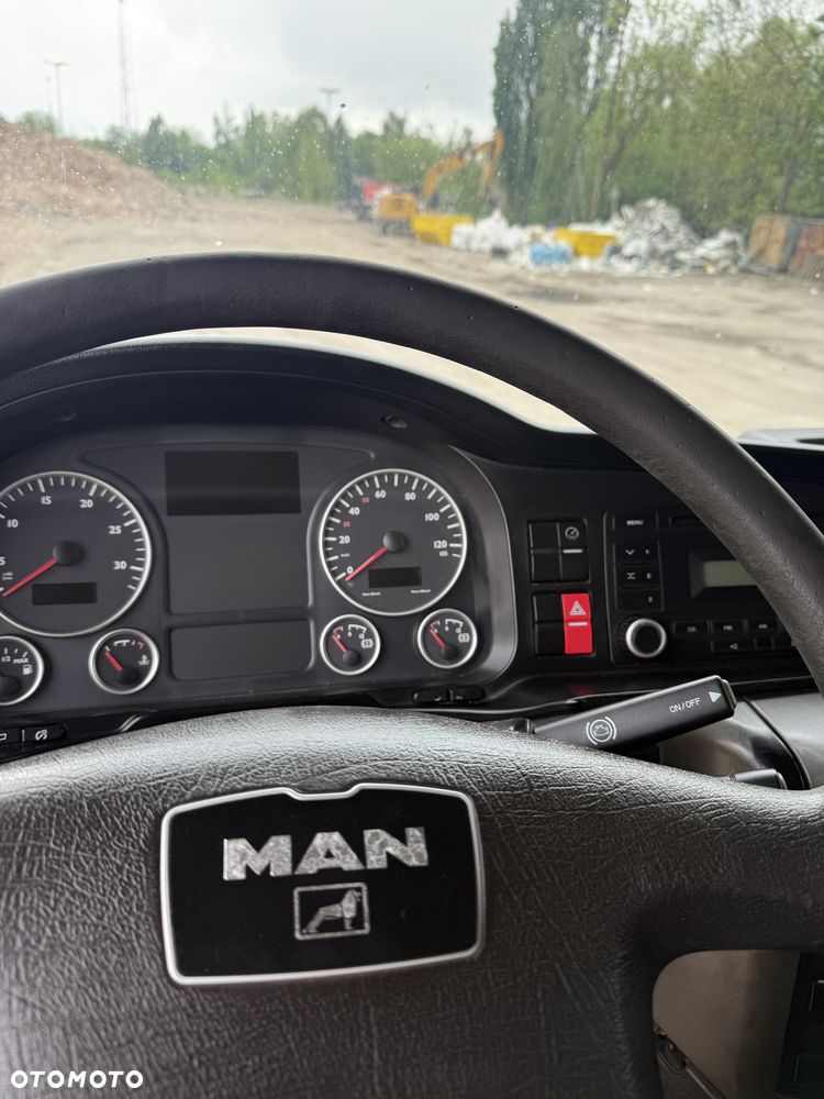 Mercedes-Benz Actros - 4