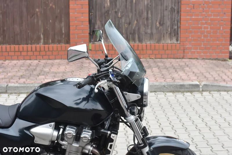 Honda CB - 8