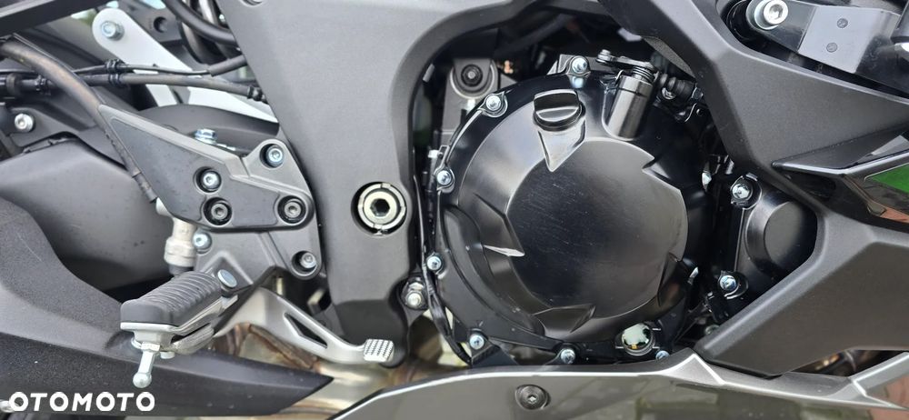 Kawasaki Ninja 1000 SX - 17