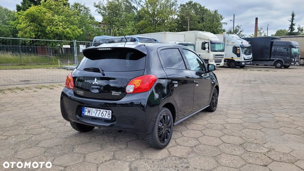 Mitsubishi Space Star 1.2 Intense CVT - 13