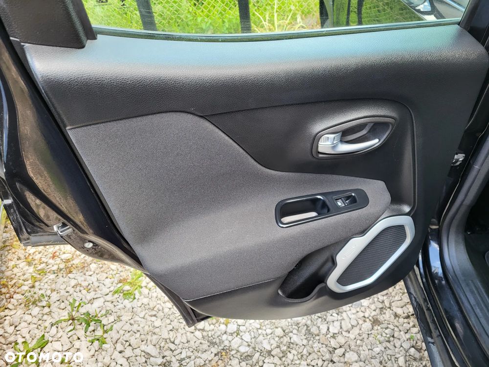 Jeep Renegade 1.6 E-TorQ Sport - 21