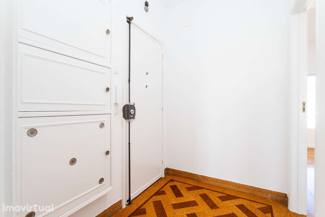 Apartamento T2 para arrendar em Alvalade - Grande imagem: 3/26
