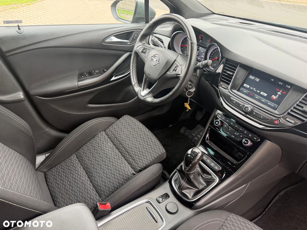Opel Astra 1.4 Turbo Dynamic - 23