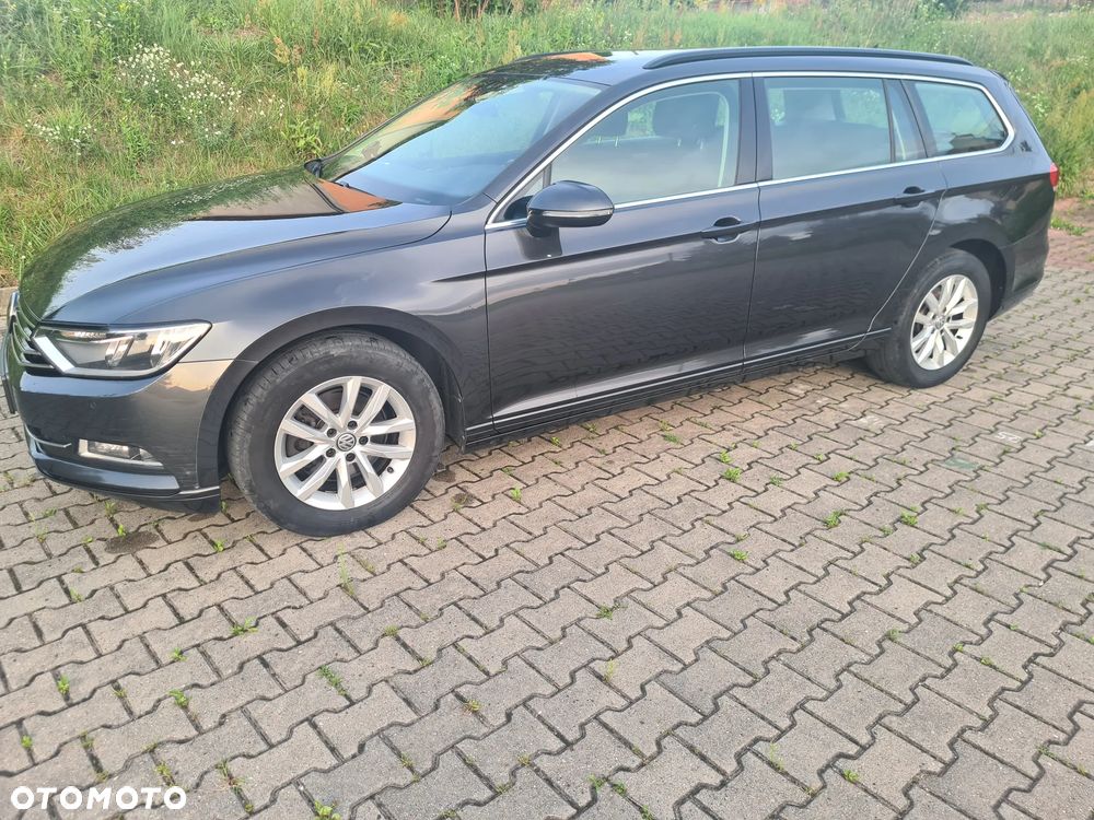 Volkswagen Passat Variant 2.0 TDI SCR DSG Business - 3