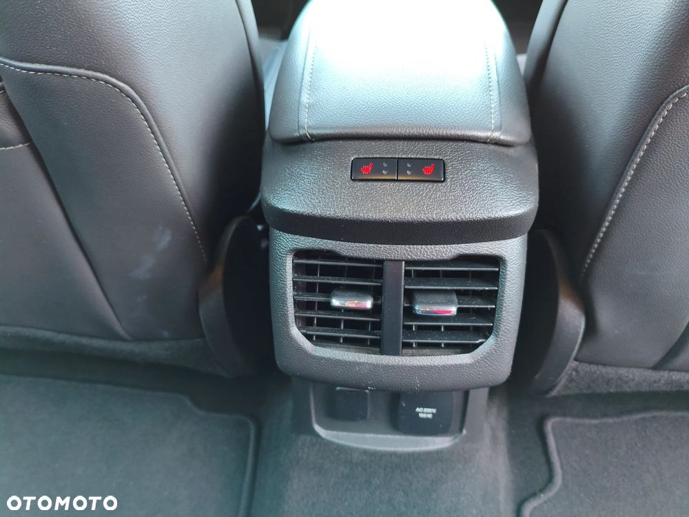 Ford Mondeo - 24