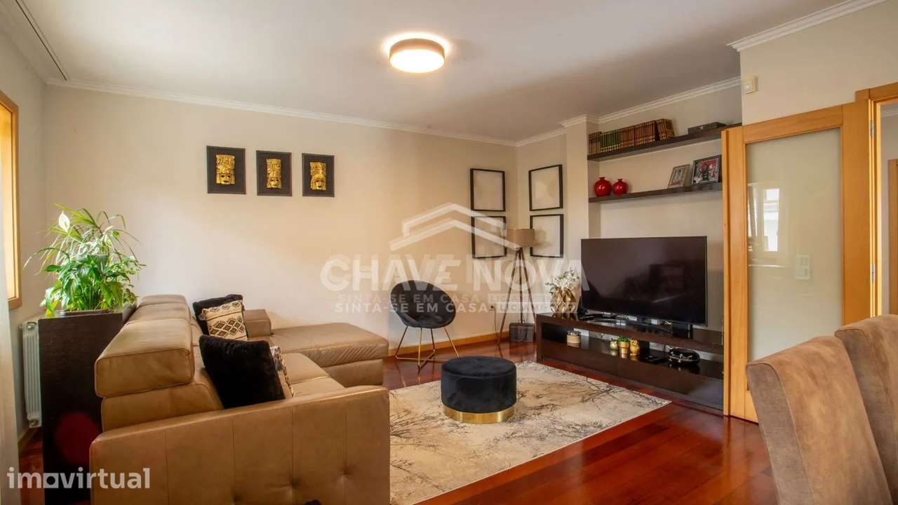 Moradia T4+1 com jardim Gulpilhares / Miramar - Grande imagem: 2/42