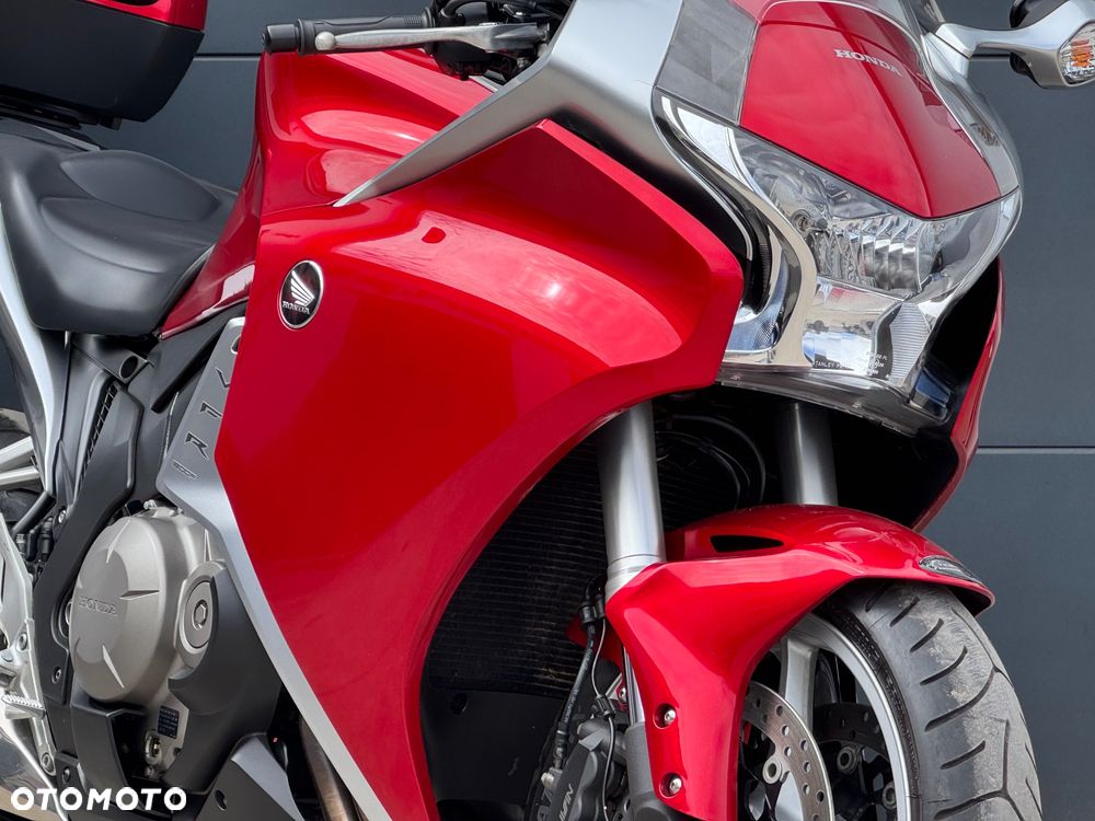 Honda VFR - 5