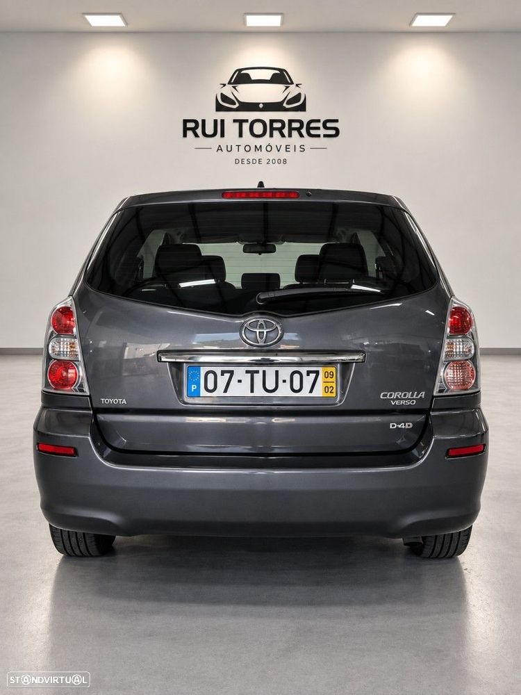 Toyota Corolla Verso 2.2 D-4D DPF Sol - 4