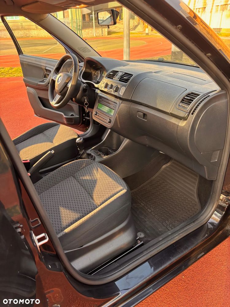 Skoda Fabia 1.4 16V Ambition - 12