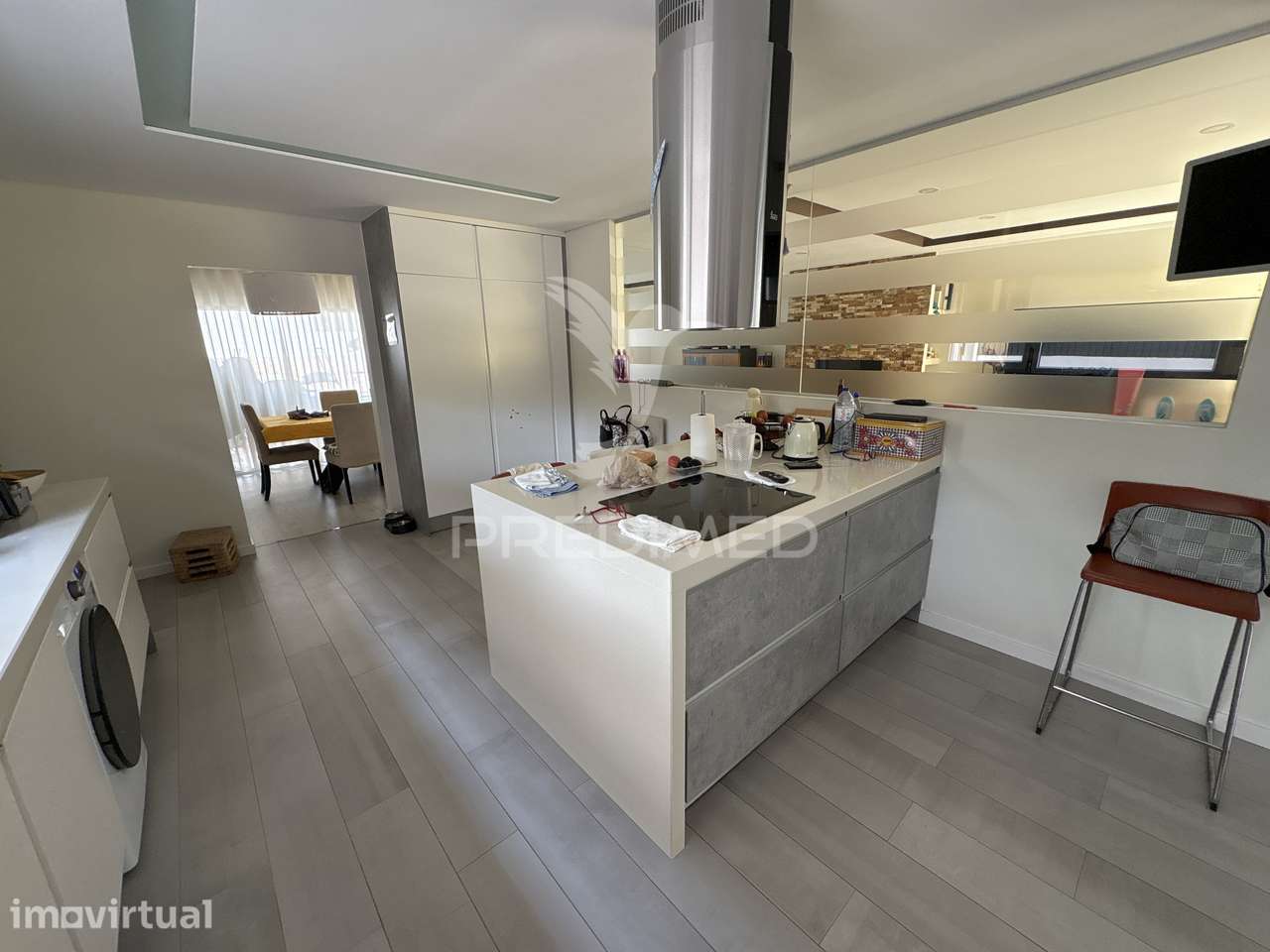 Moradia T4 térrea com piscina de água salgada em Fernão Ferro - Grande imagem: 5/38