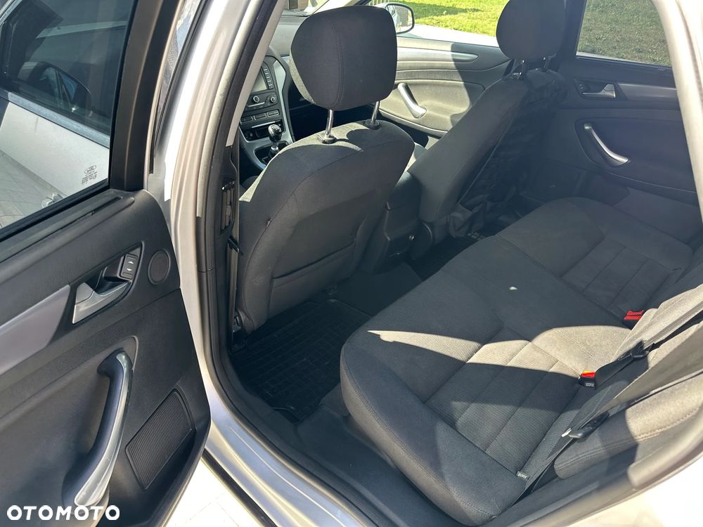Ford Mondeo 2.0 TDCi Titanium - 8