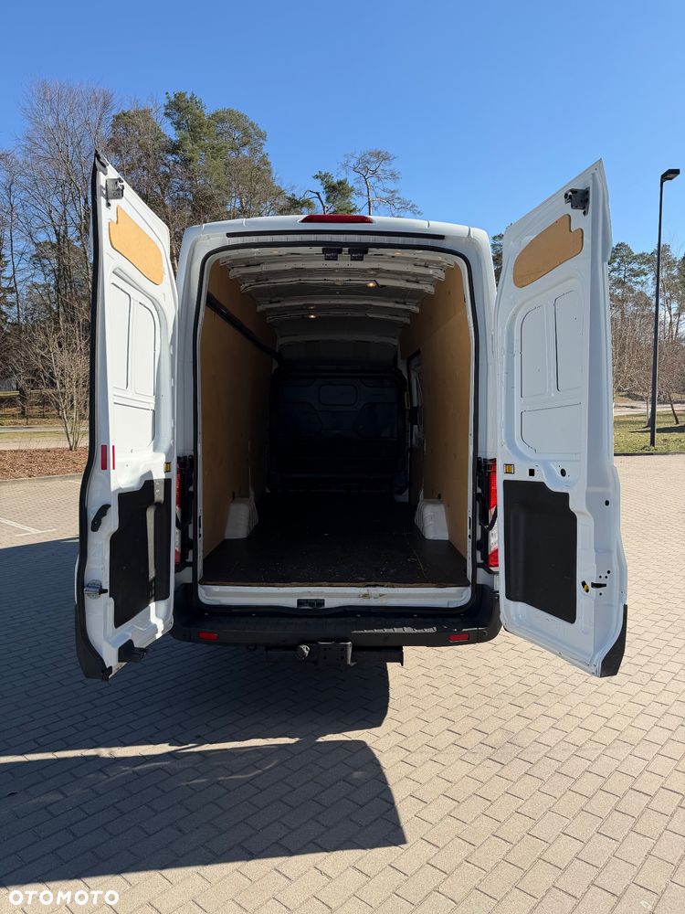 Ford Transit - 10