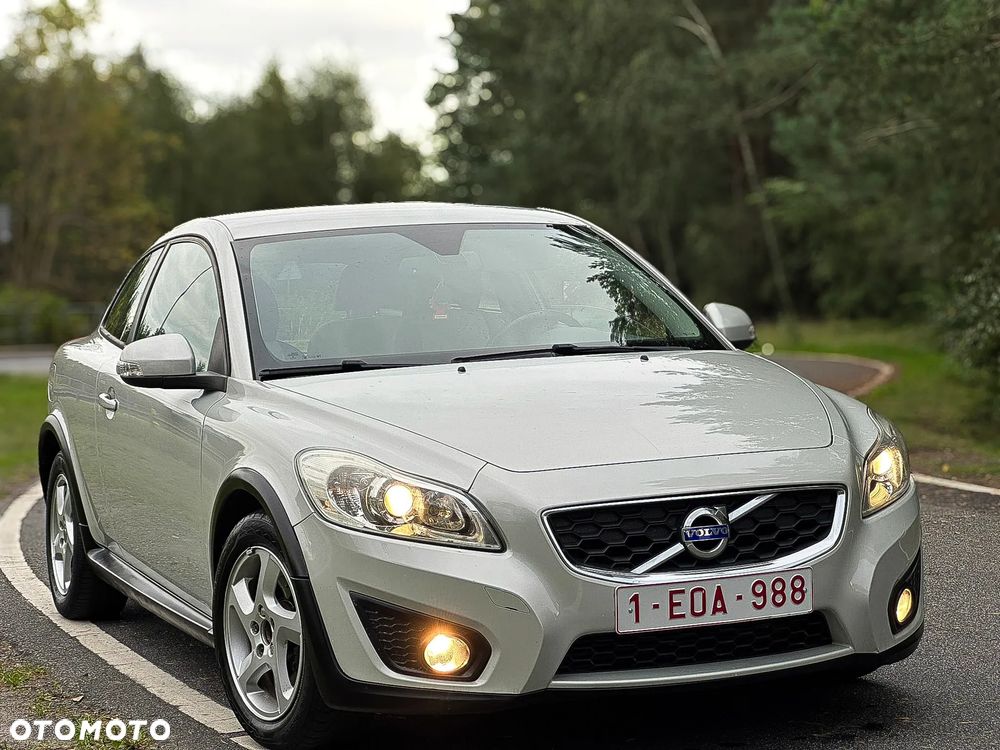 Volvo C30 D2 Momentum - 2