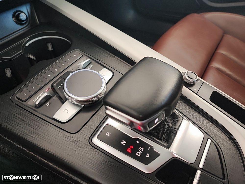 Audi A4 Avant 2.0 TDI Sport S tronic - 19