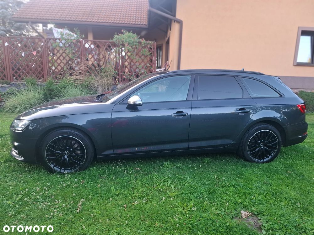 Audi A4 Avant 2.0 TDI S tronic quattro sport - 17
