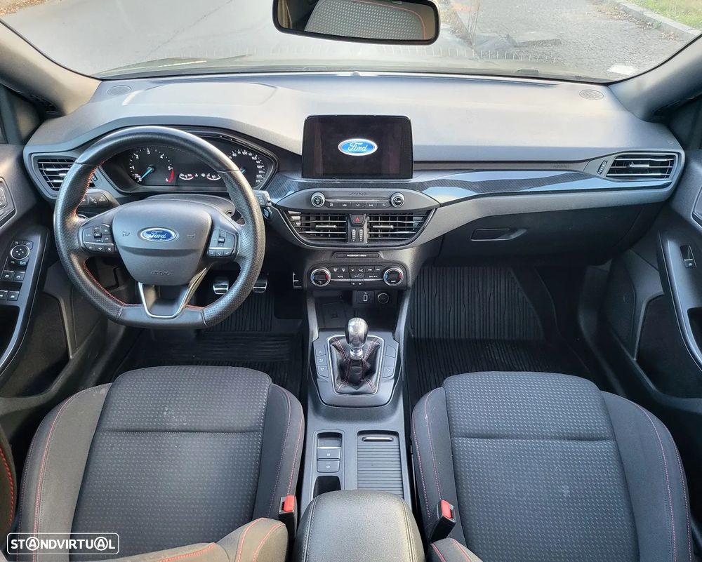 Ford Focus 1.5 TDCi EcoBlue ST-Line - 14