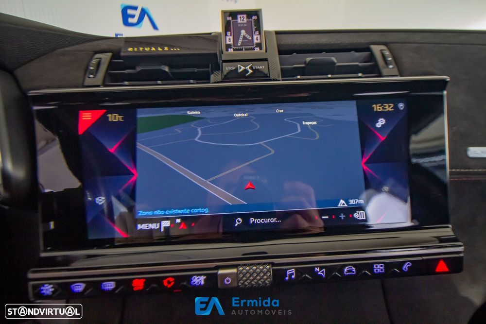 DS DS7 Crossback - 29