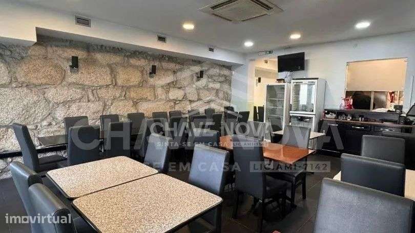 Trespasse de restaurante na Rua de Camões | Porto - Grande imagem: 3/23