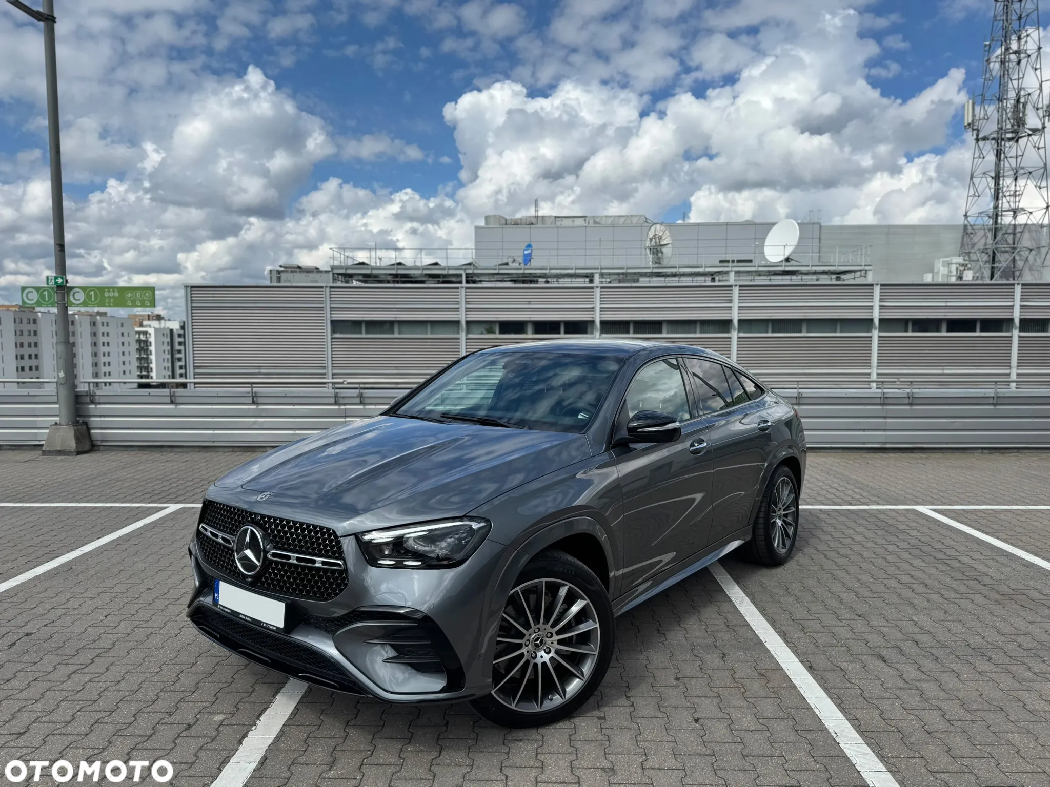 Mercedes-Benz GLE - 18
