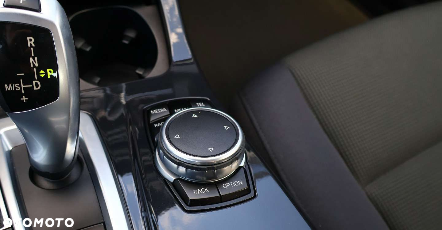 BMW Seria 5 - 29