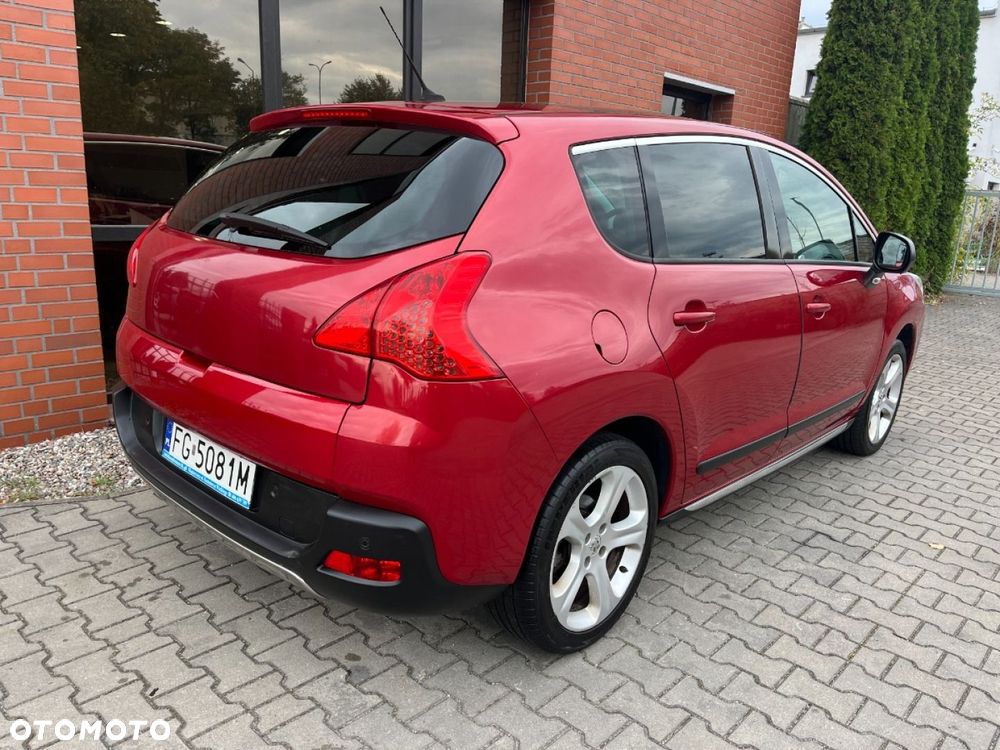 Peugeot 3008 HDi FAP 150 Family - 4