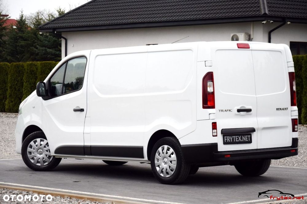 Renault Trafic - 12