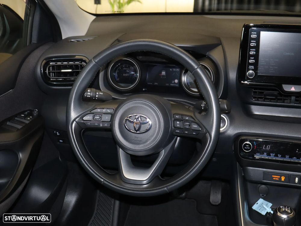 Toyota Yaris 1.5 VVT-i Exclusive - 16