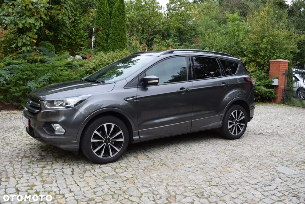 Ford Kuga 1.5 EcoBoost 2x4 ST-Line - 3