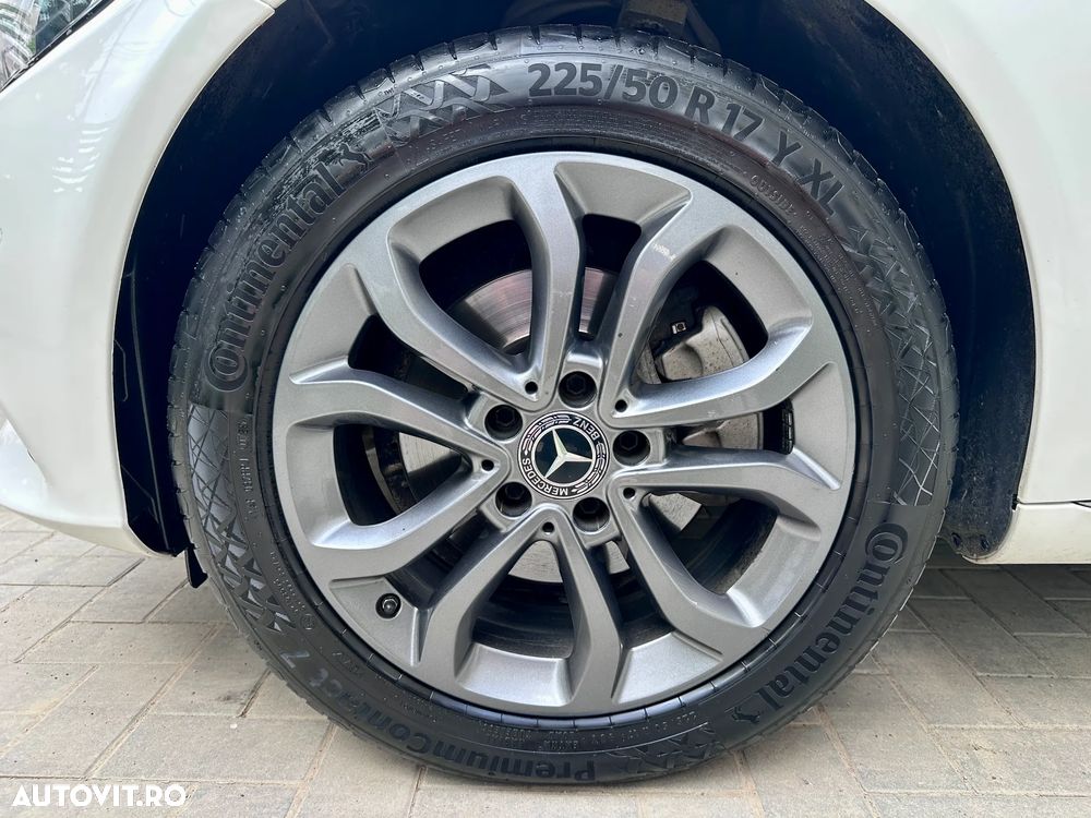 Mercedes-Benz C 200 4MATIC 9G-TRONIC Avantgarde - 33