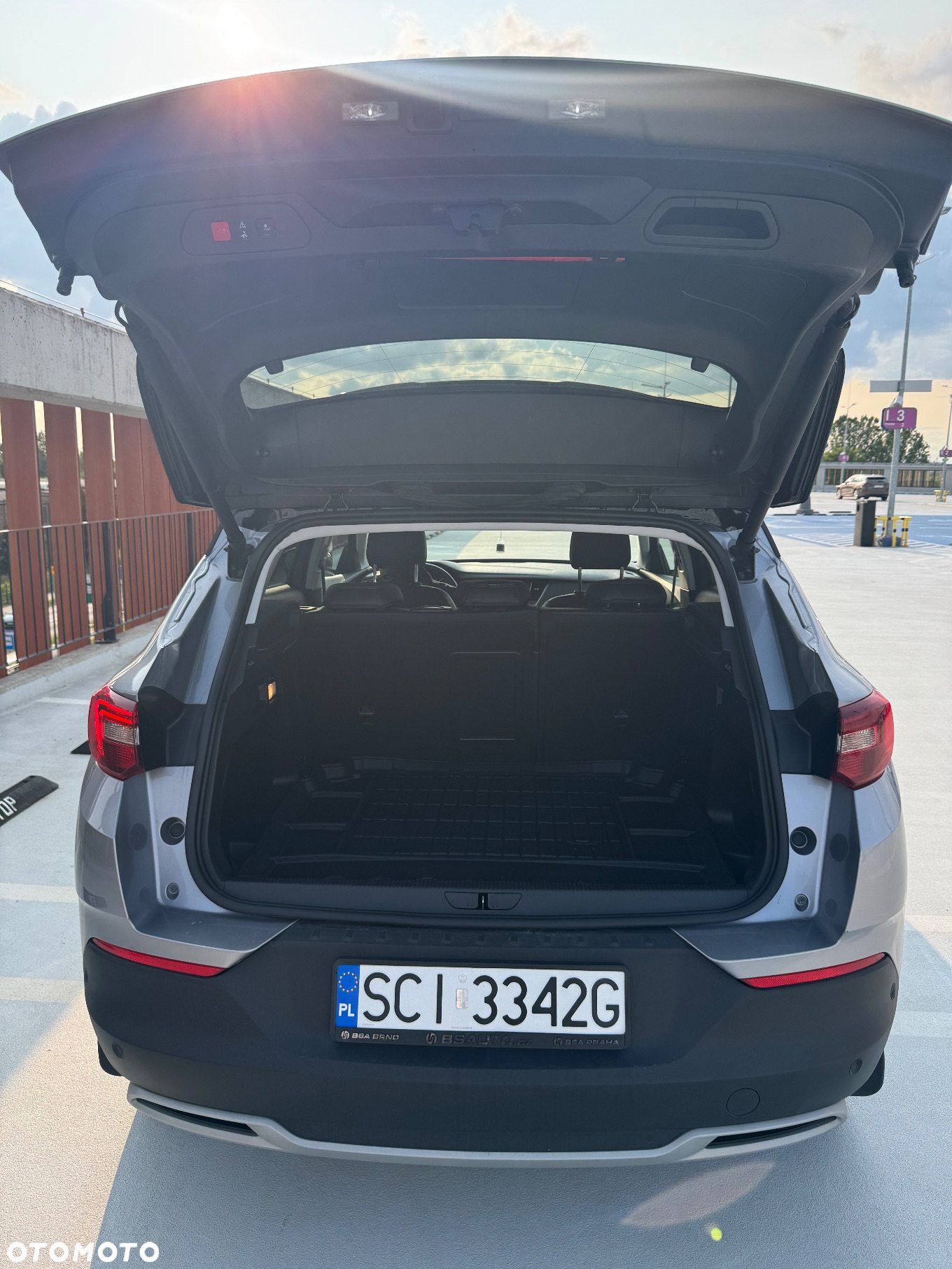 Opel Grandland X 1.6 T Elite S&S - 20